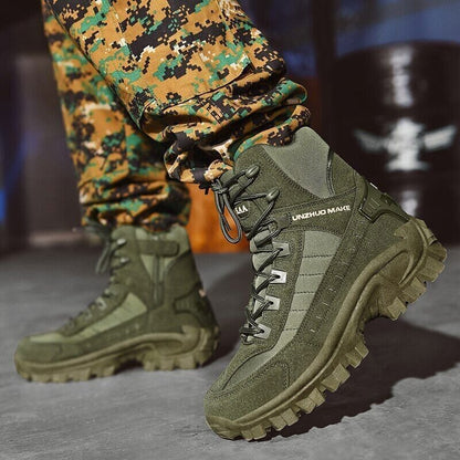 Wasserdichter und durchtrittsicherer Militärstiefel für den Außenbereich